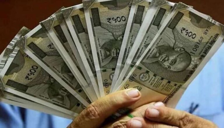 परेशान यात्रियों को 5,000 से 10,000 रुपये का मुआवजा…..10,000 रुपये तक के अतिरिक्त ट्रैवल वाउचर