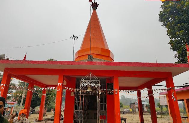 UP के इस गांव में श्रवण कुमार ने बिताई थी रात, दातून करके जहां फेंका, आज खड़ा विशाल पेड़