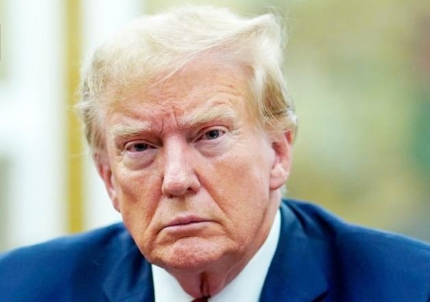 पिता फ्रेड ट्रम्प को कोई स्वास्थ्य समस्या नहीं थी, सिवाय एक के! फिर भूल गए ट्रंप