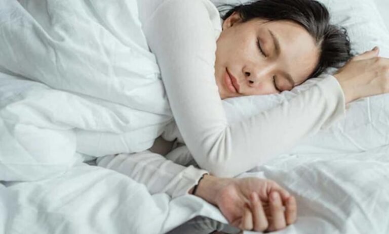 सही दिशा में सोयें