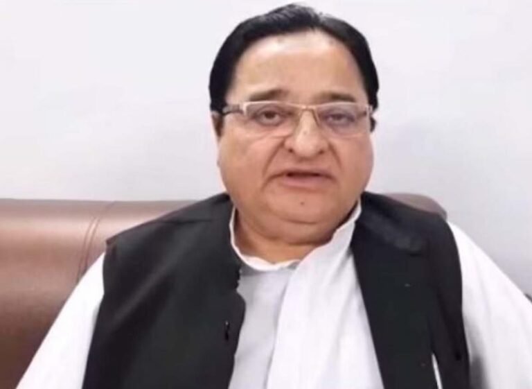 सीएम ममता को व्हाट्सएप आयोग नहीं बीजेपी का विंग कहना चाहिए था: हसन